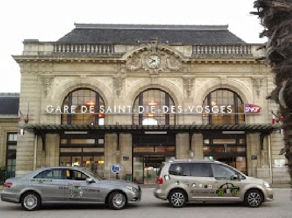 Nos taxis de Saint Dié devant la gare de Saint Dié.